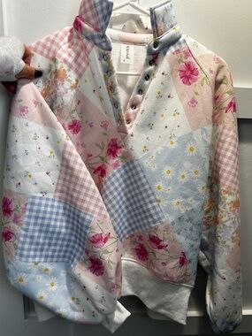 NWT As Revival Peak Quilt Print Balloon Sleeve Pullover Sz S